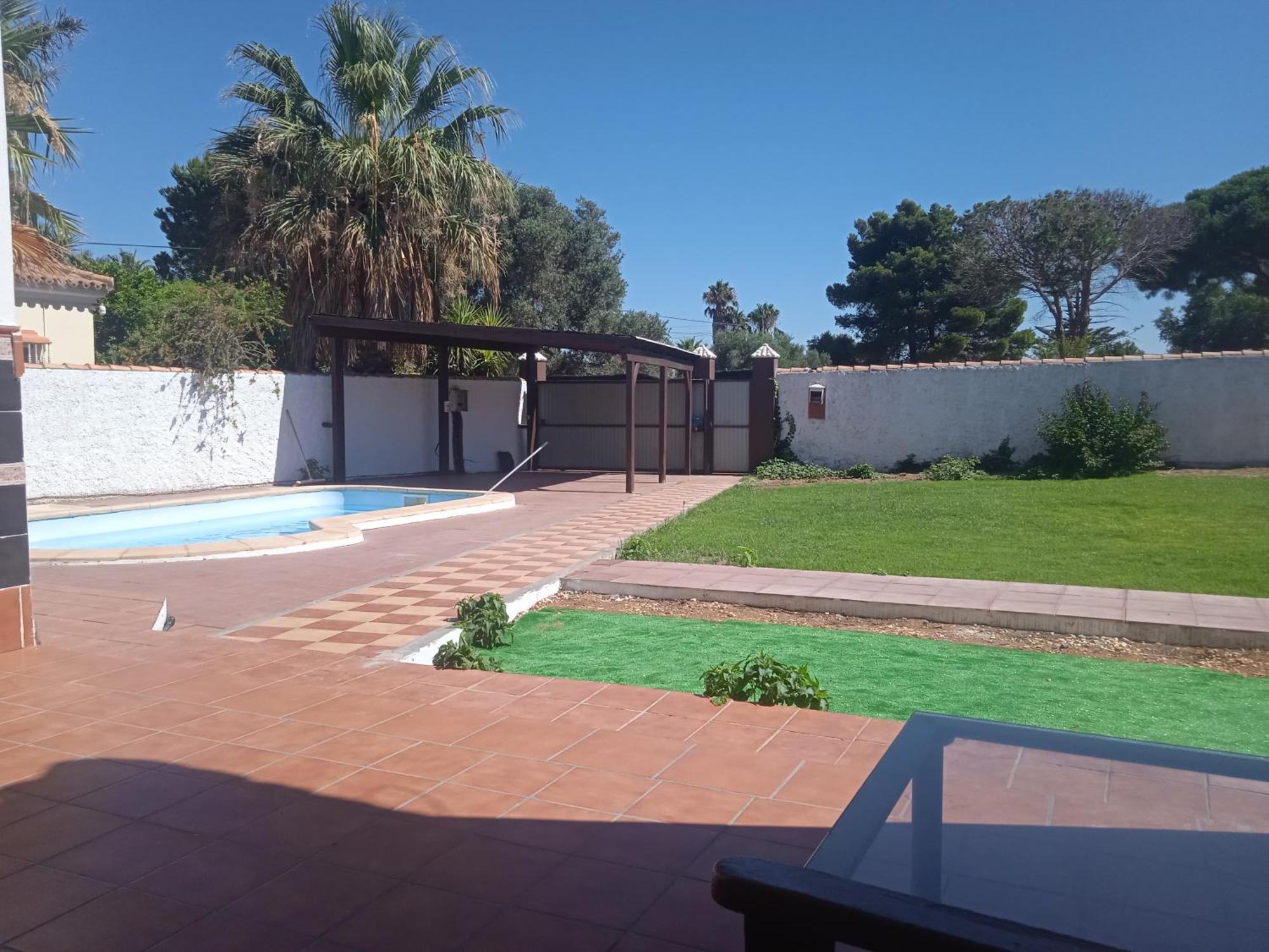 شيكلانا دي لا فرونتيرا Agradable Chalet Con Piscina Para Escapadas. المظهر الخارجي الصورة